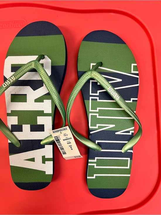 Aeropostale Shoes - NWT Aeropostale aero flip flop sandals women’s 9 blue green